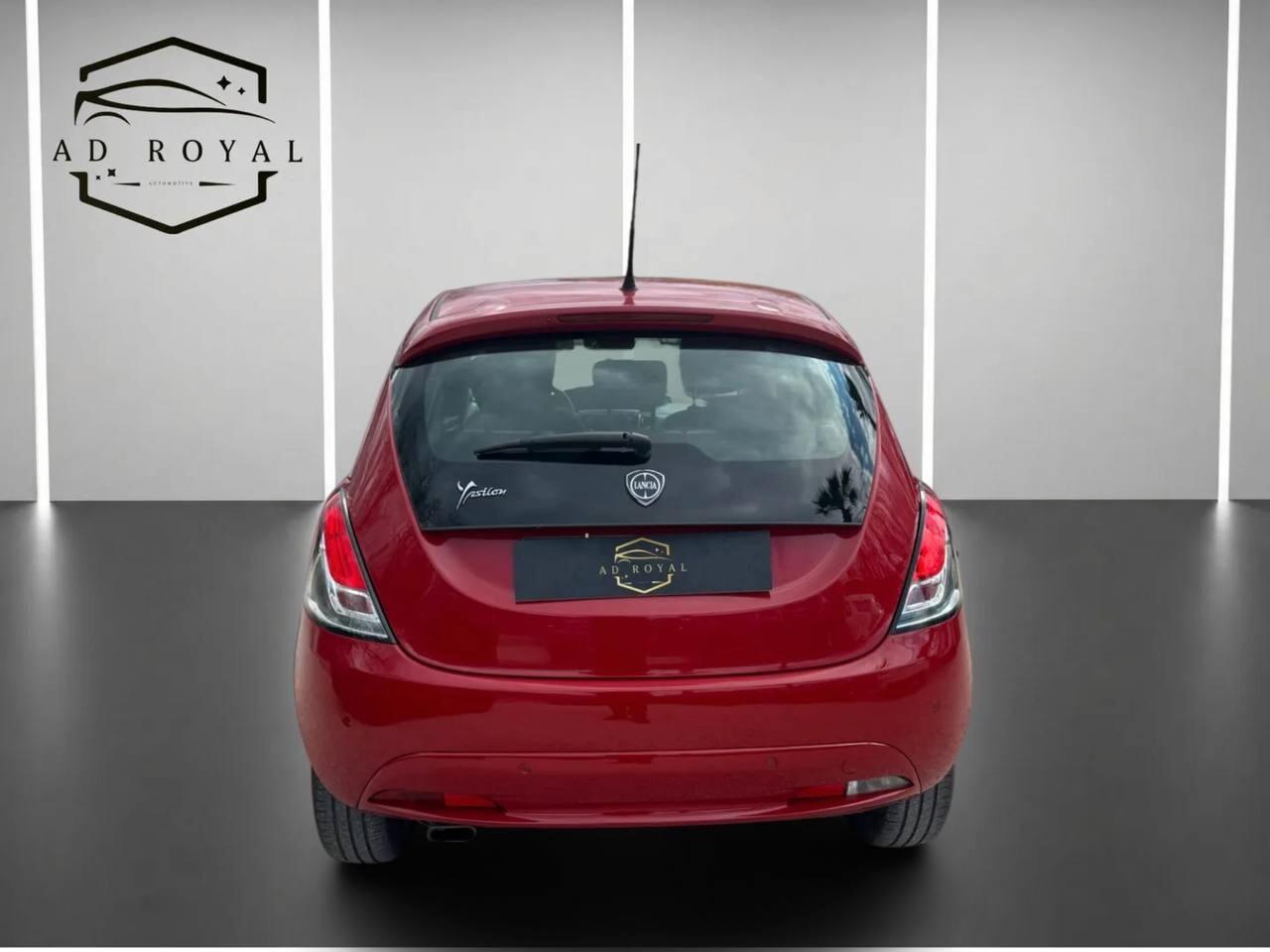 Lancia Ypsilon 1.2 69 CV 5 porte GPL Ecochic Gold 10/2017