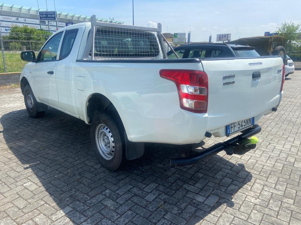Mitsubishi L200 2.4 DI-D/154CV Club Cab Invite