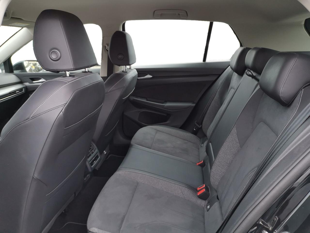 VOLKSWAGEN Golf VIII 2024 - Golf 2.0 tdi Style 150cv dsg