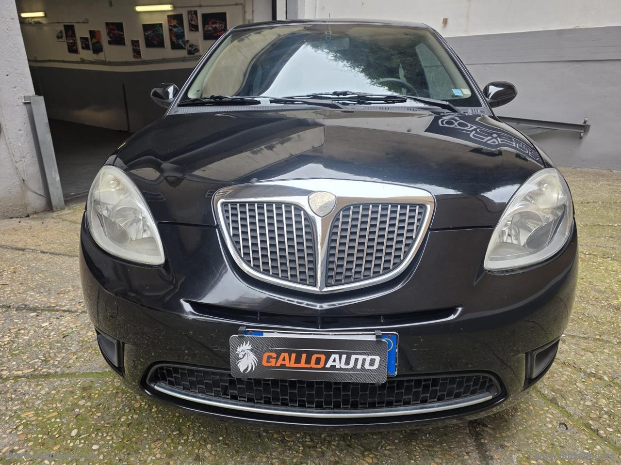 LANCIA Ypsilon 1.2 Platino
