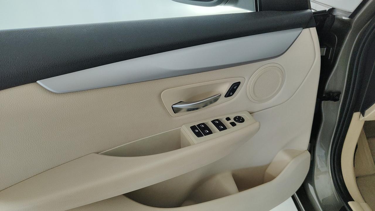BMW 216d Active Tourer Luxury