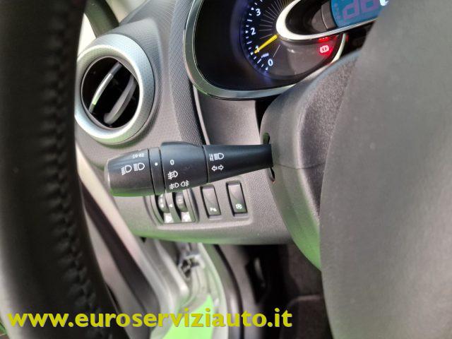 RENAULT Clio dCi 8V 90 CV EDC Start&Stop 5 porte Energy Duel