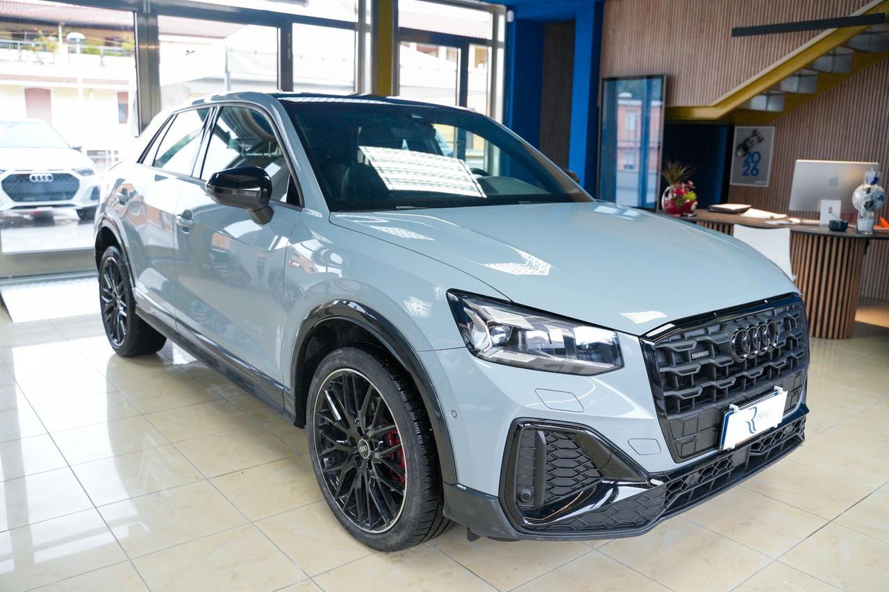 Audi Q2 35 TDI S tronic Identity Black