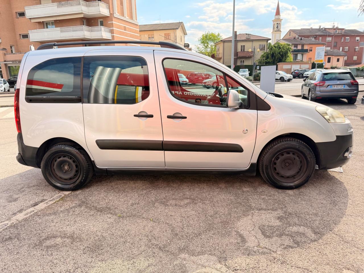 Peugeot Partner Tepee 1.6HDI NEOPATENTATI 5posti euro5