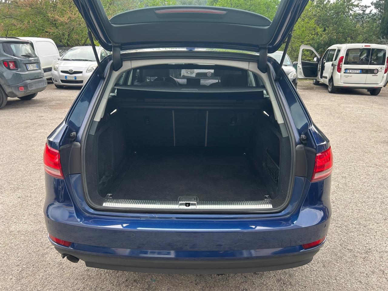 Audi A4 Avant 2.0 TDI 122 CV Euro6B