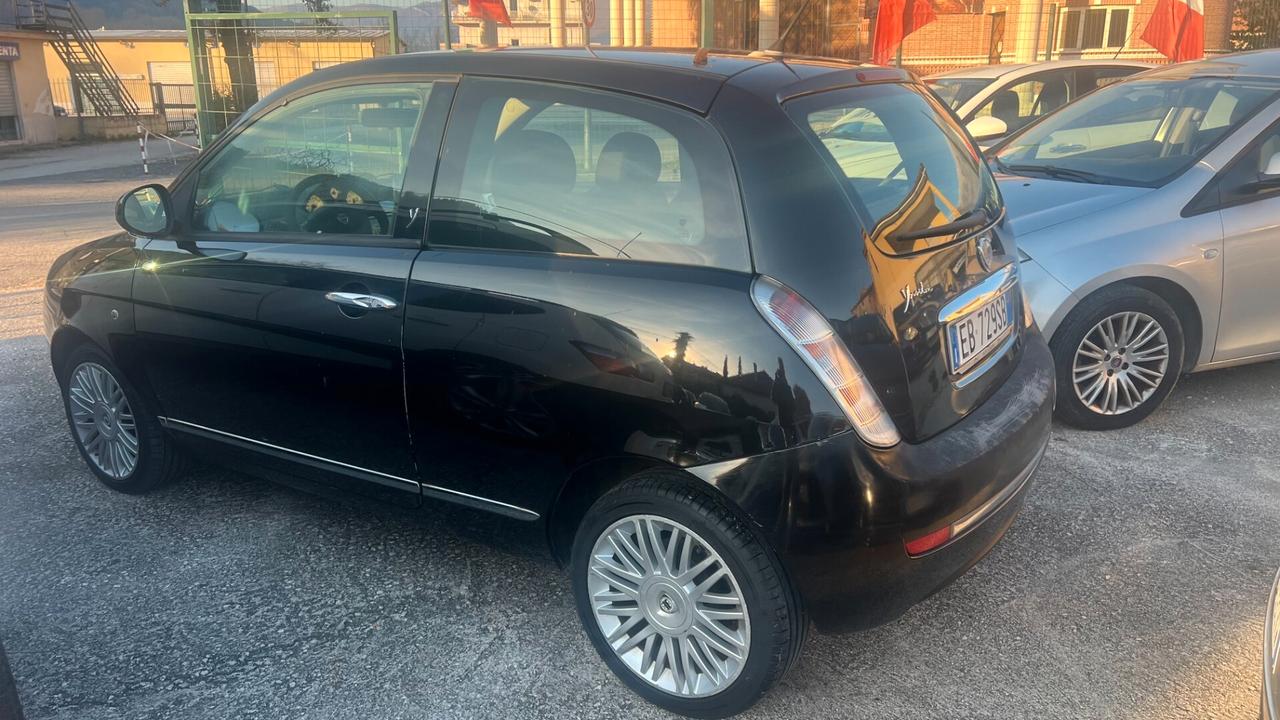 Lancia Ypsilon 1.3 MJT 75 CV Platino* ok neopatentati
