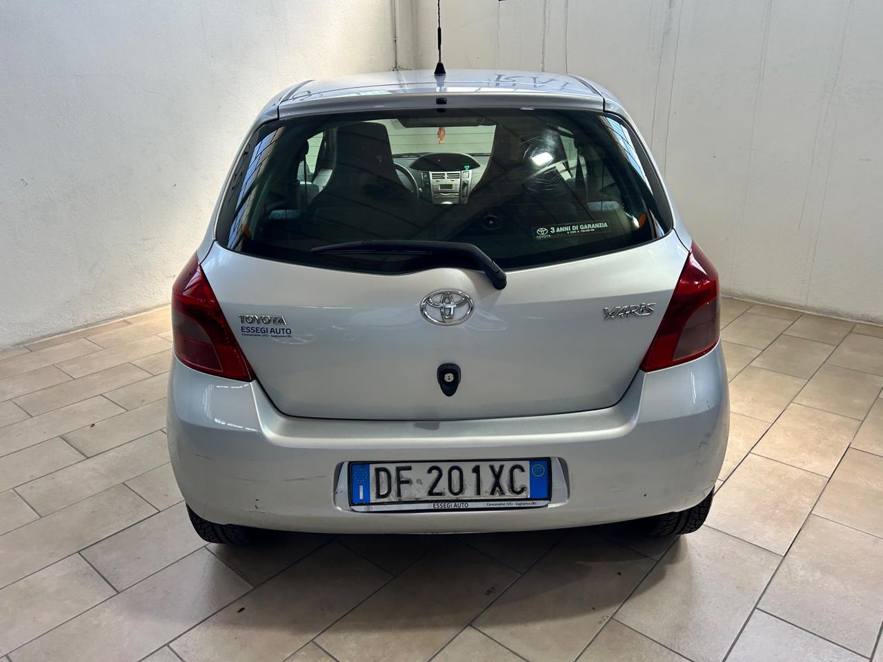 Toyota Yaris 1.0 3 porte