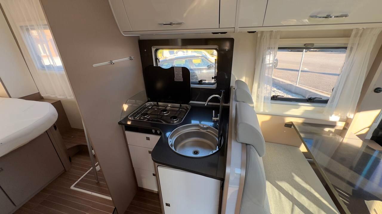 Etrusco MOTORHOME I6900 QB CLIMA GANCIO TRAINO 2000 KG