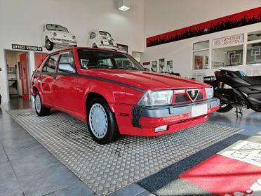 Alfa Romeo 75 1.8i turbo America