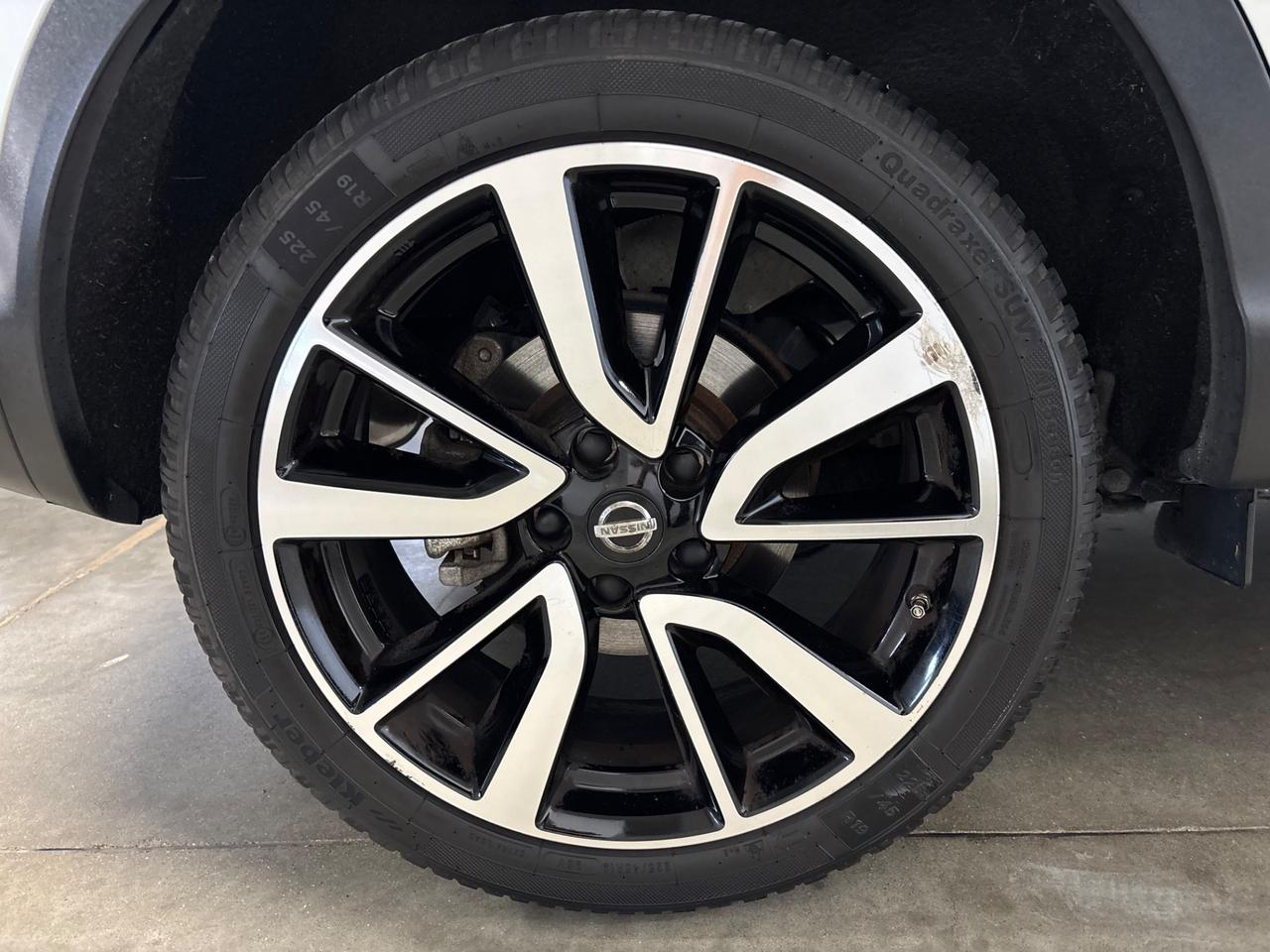 Nissan Qashqai 1.2 BENZINA DIG-T TEKNA