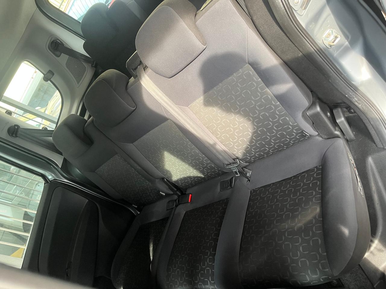 Fiat Doblo Doblò 1.4 Benzina 16V Emotion - 7 POSTI -