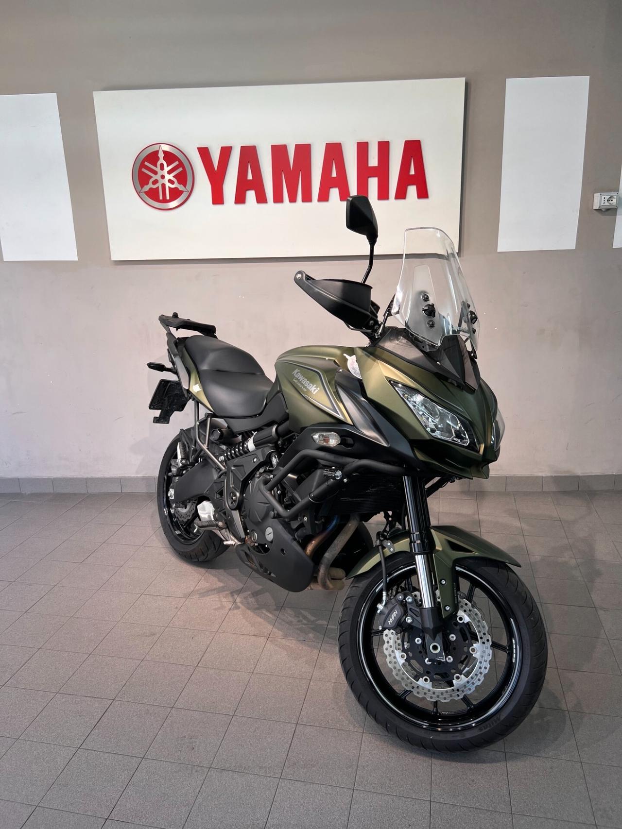 Kawasaki Versys 650 green line