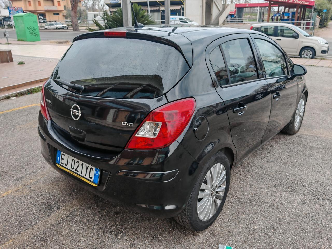 Opel Corsa 1.3 CDTI 95CV uni prop, mai incide, ok neopatentati