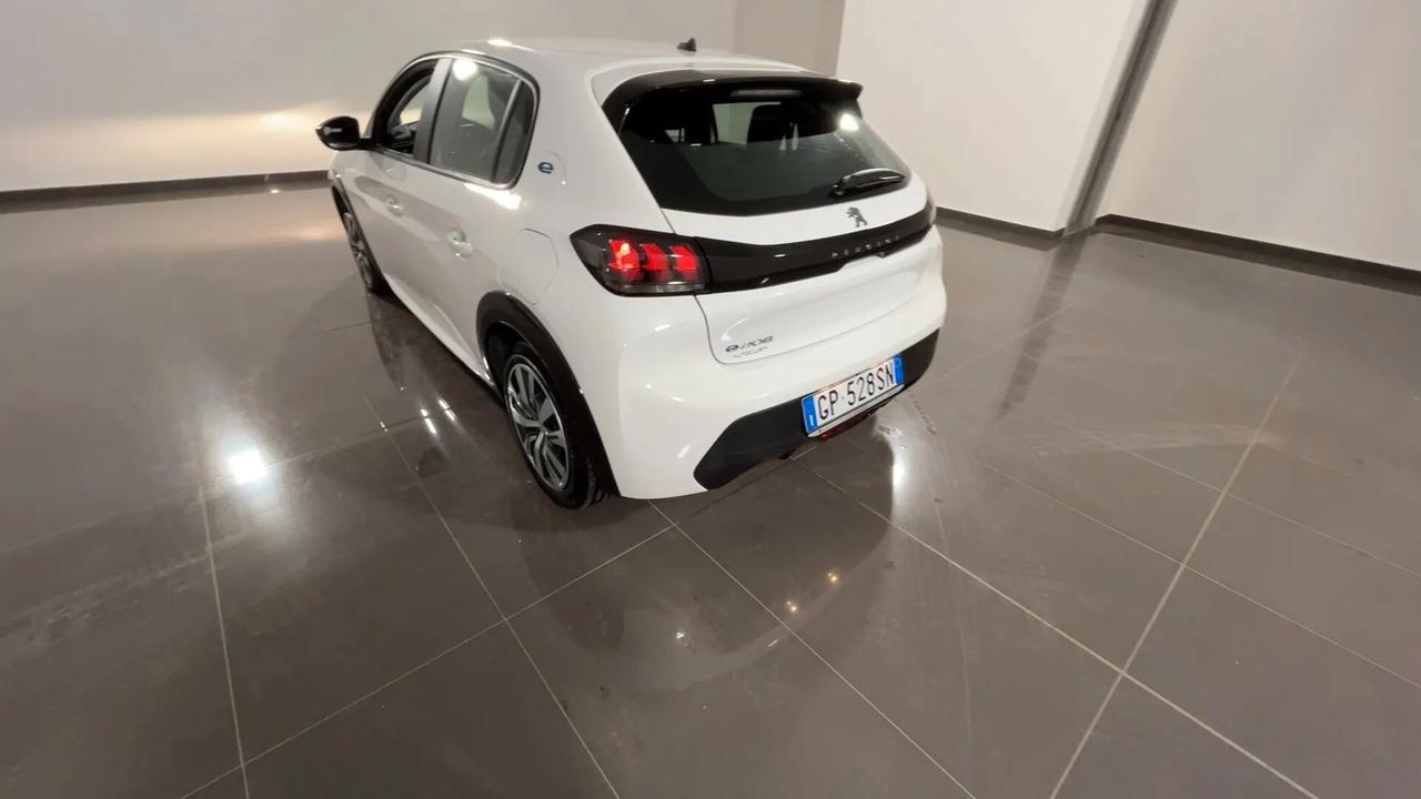 Peugeot 208 motore elettrico 136 CV 5 porte Active
