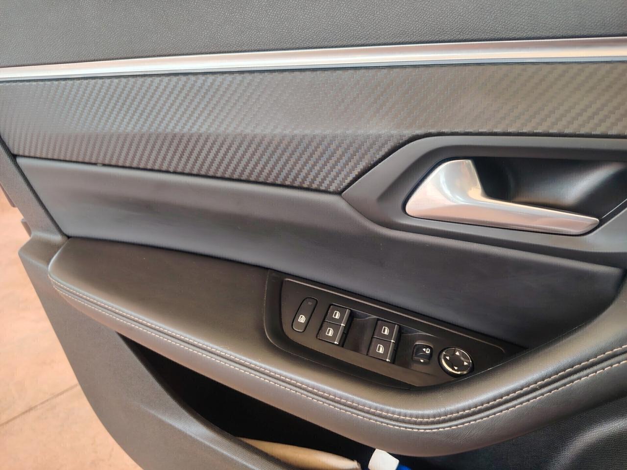 Peugeot 508 BlueHDi 130 EAT8 SW full.opt