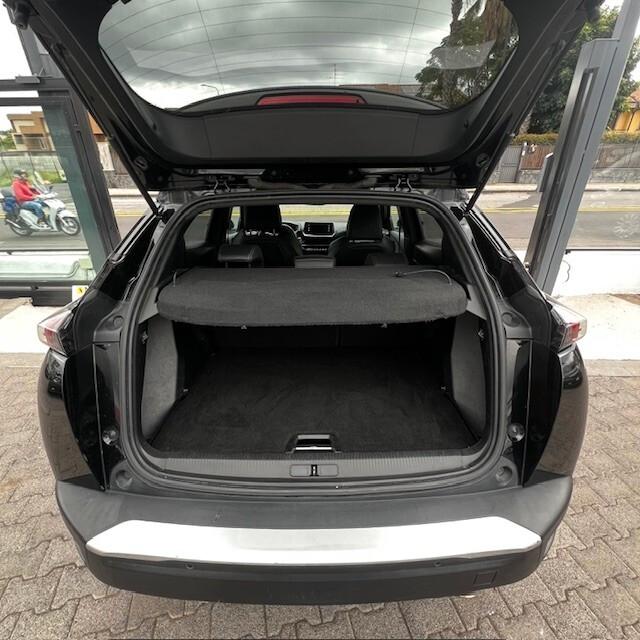 Peugeot 2008 BlueHDi 130 S&S EAT8 GT