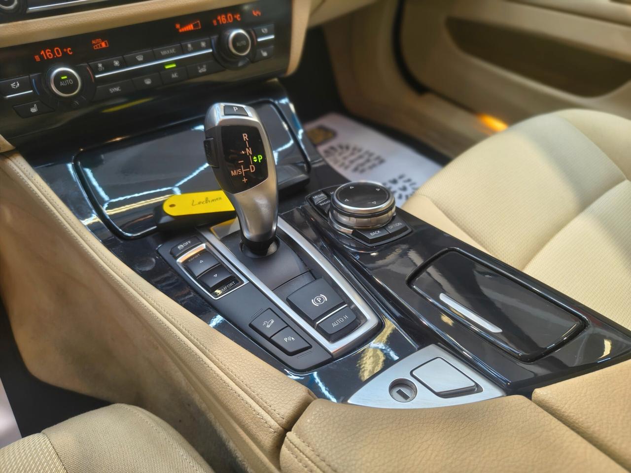 Bmw 525d Touring Business 2.0 220 CV automatica