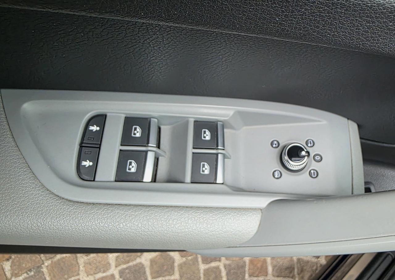 Audi Q5 2.0 TDI 190 CV quattro S tronic Sport