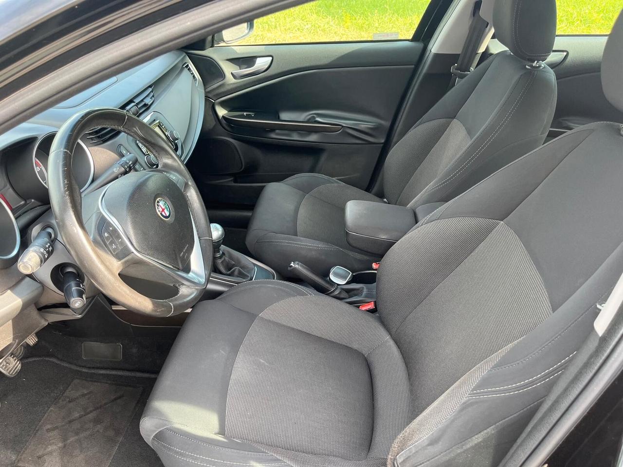 Alfa Romeo Giulietta 1.6 JTDm-2 120 CV Distinctive