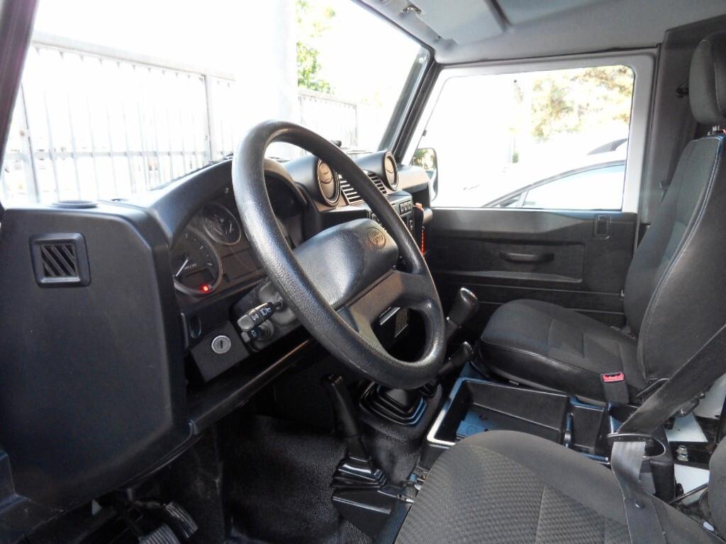 Land Rover Defender 90 2.2 TD4 Station Wagon N1