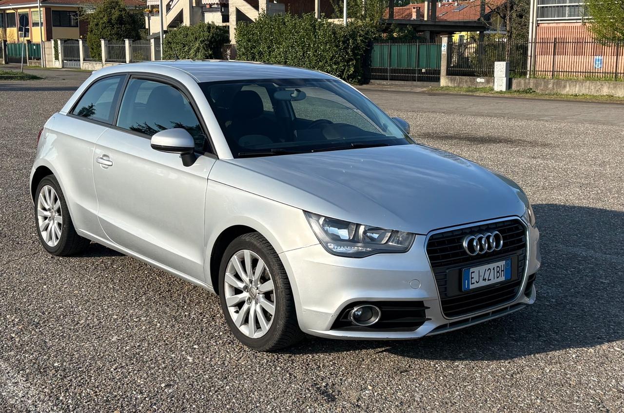 Audi A1 1.2 TFSI Ambition no limiti circolazione