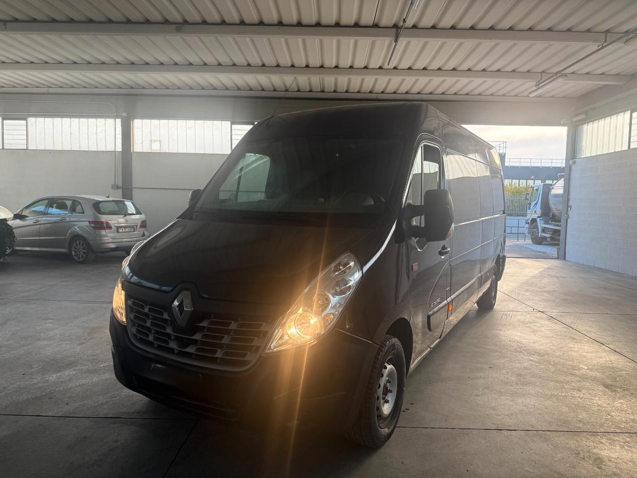Renault MASTER 2.3 FURGONE TETTO ALTO