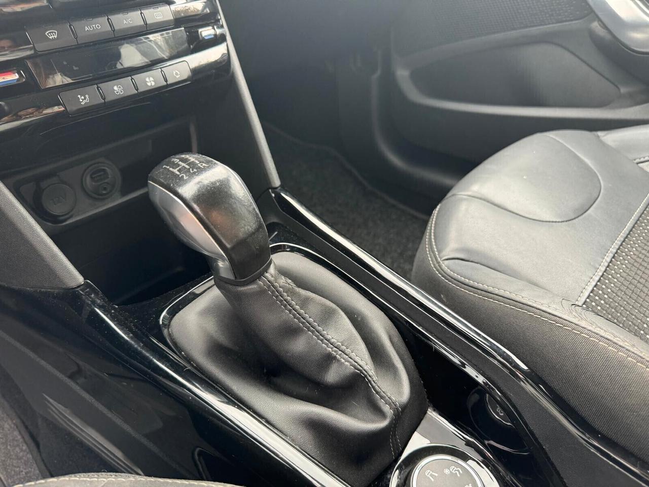 Peugeot 2008 BlueHDi 100 GT Line
