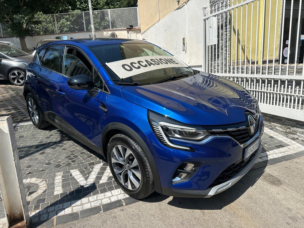 Renault Captur TCe 130 CV Initiale Paris