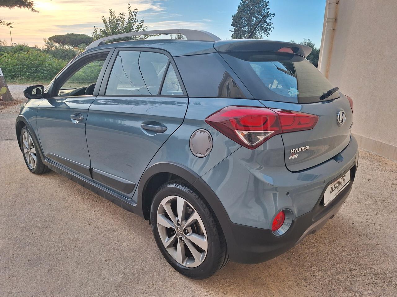Hyundai i20 1.4 CRDi 5p. ACTIVE CROSS 2016