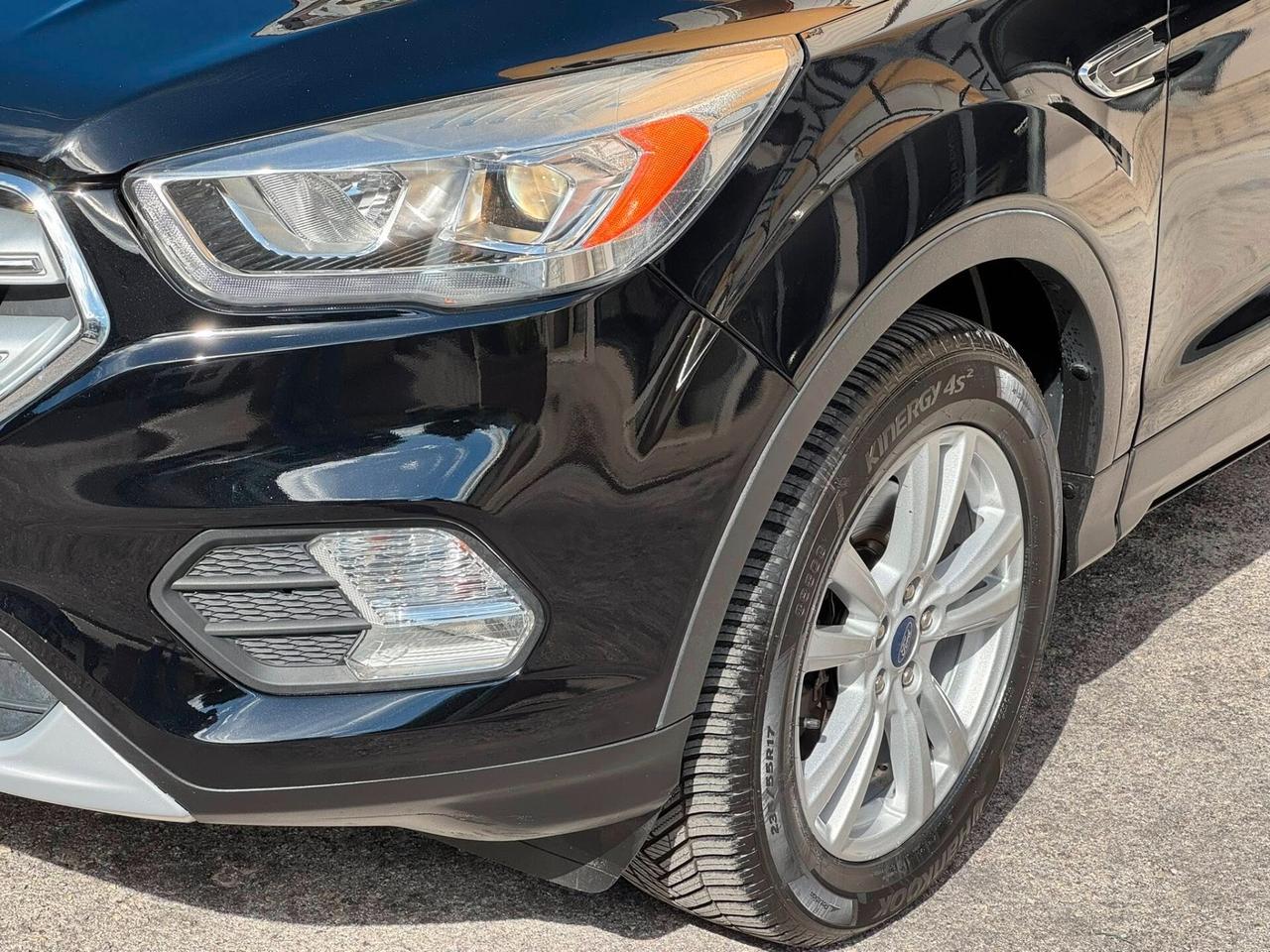 FORD KUGA 1.5 TDCI 120 CV. 2WD TITANIUM NAVI+CERCHI