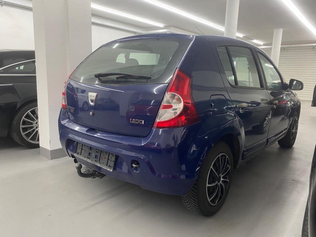 Dacia Sandero 1.5 dCi 70CV 5P GANCIO TRAINO