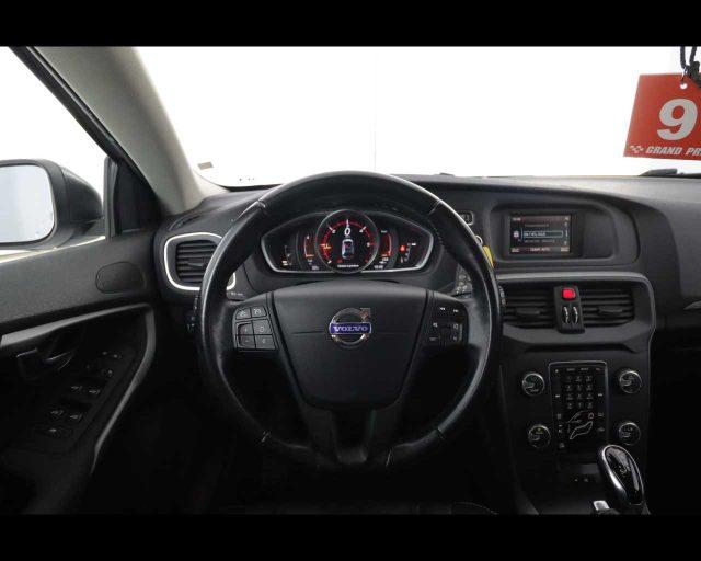 VOLVO V40 Cross Country D2 1.6 Powershift Momentum
