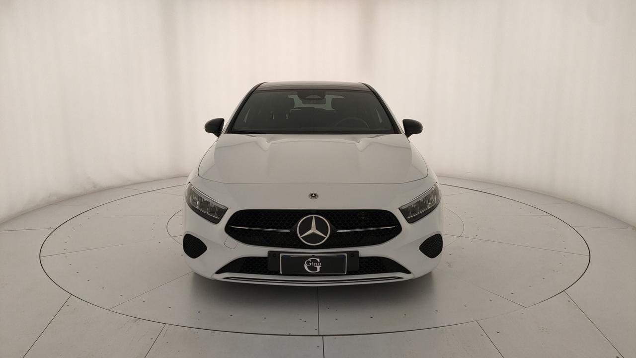 Mercedes-Benz A 180 d Sport Night edition auto