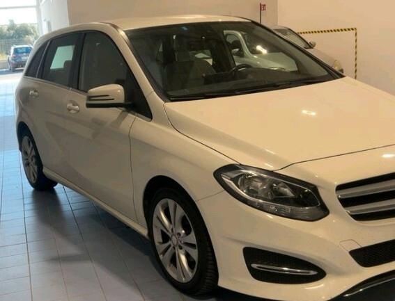 Mercedes-benz B 180 CDI Sport AMG LINE