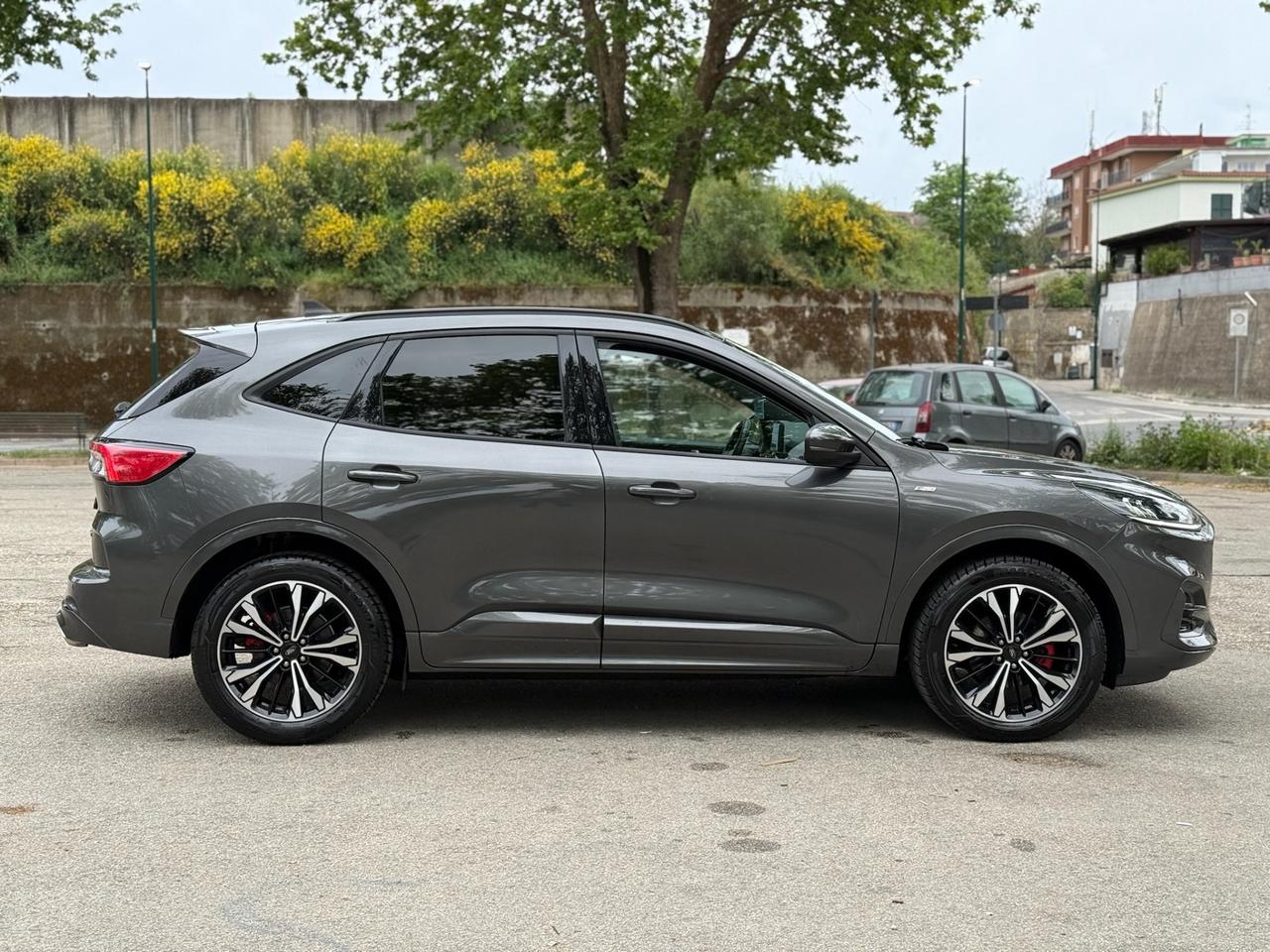 FORD Kuga 2022 2.5 Full Hybrid 190cv AWD ST-Line
