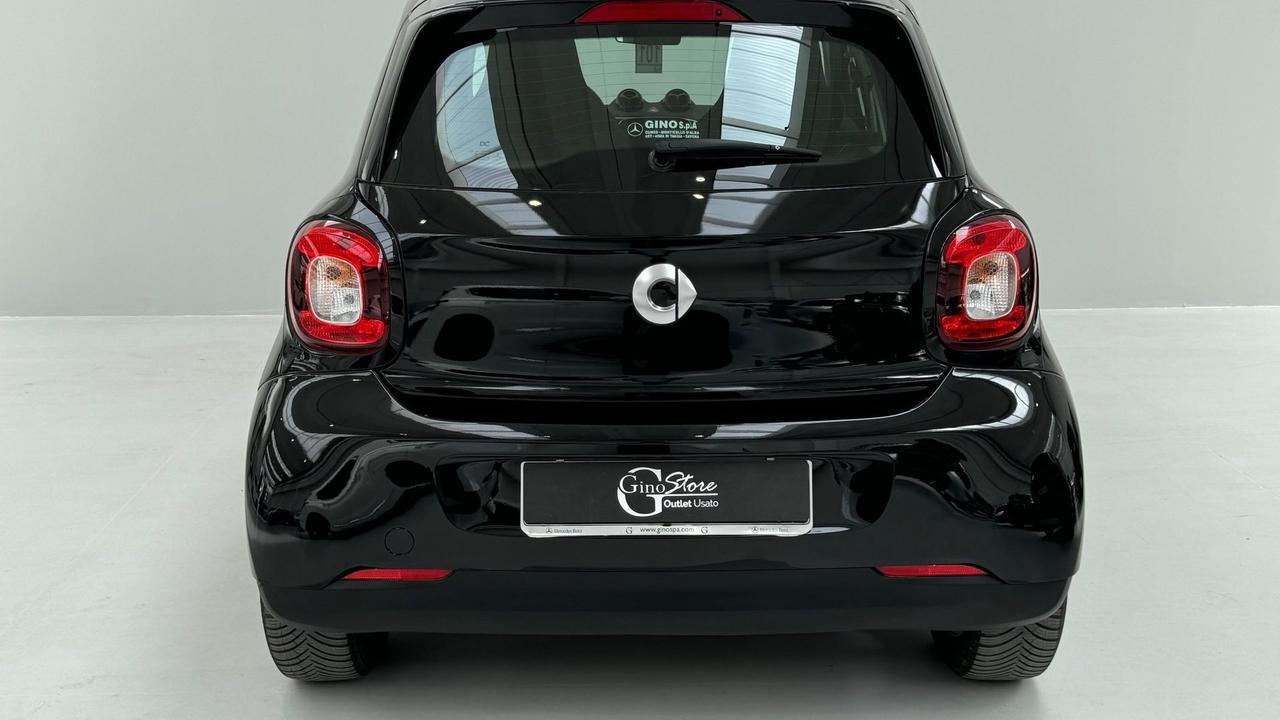 SMART Forfour eq Youngster my19