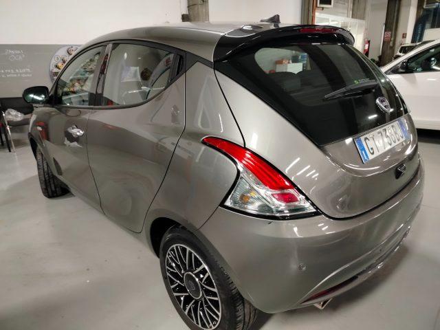 LANCIA Ypsilon 1.0 70cv Hybrid Platino PROMO
