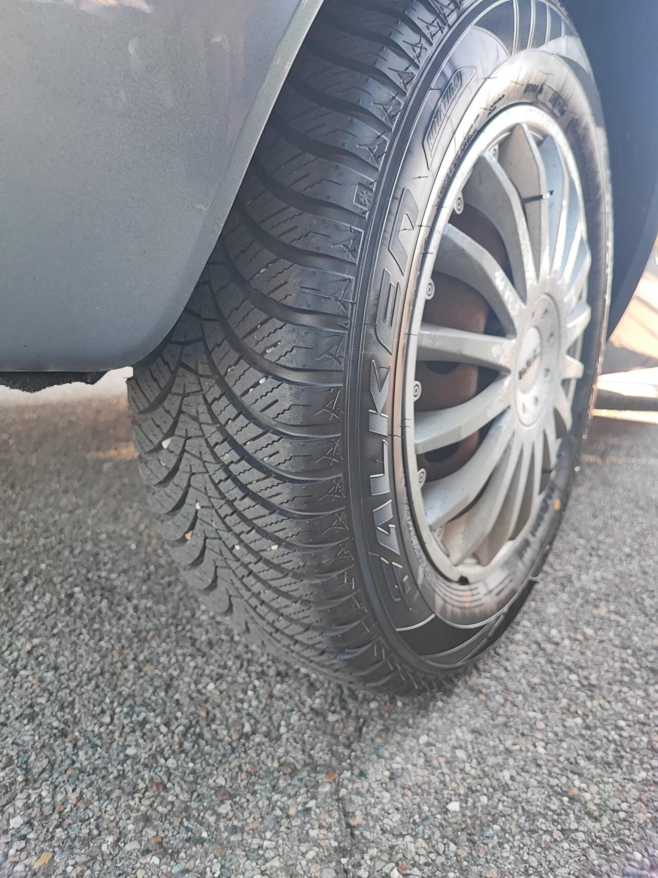 Lancia Ypsilon 1.2 69 CV Unyca