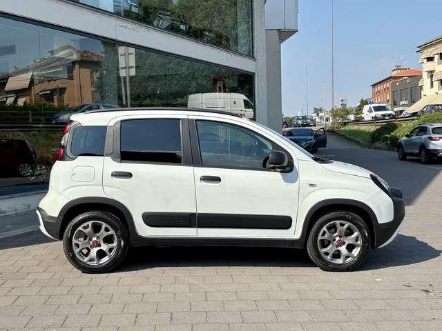 Fiat Panda 1.0 FireFly 70cv S&S Hybrid Cross PROMO