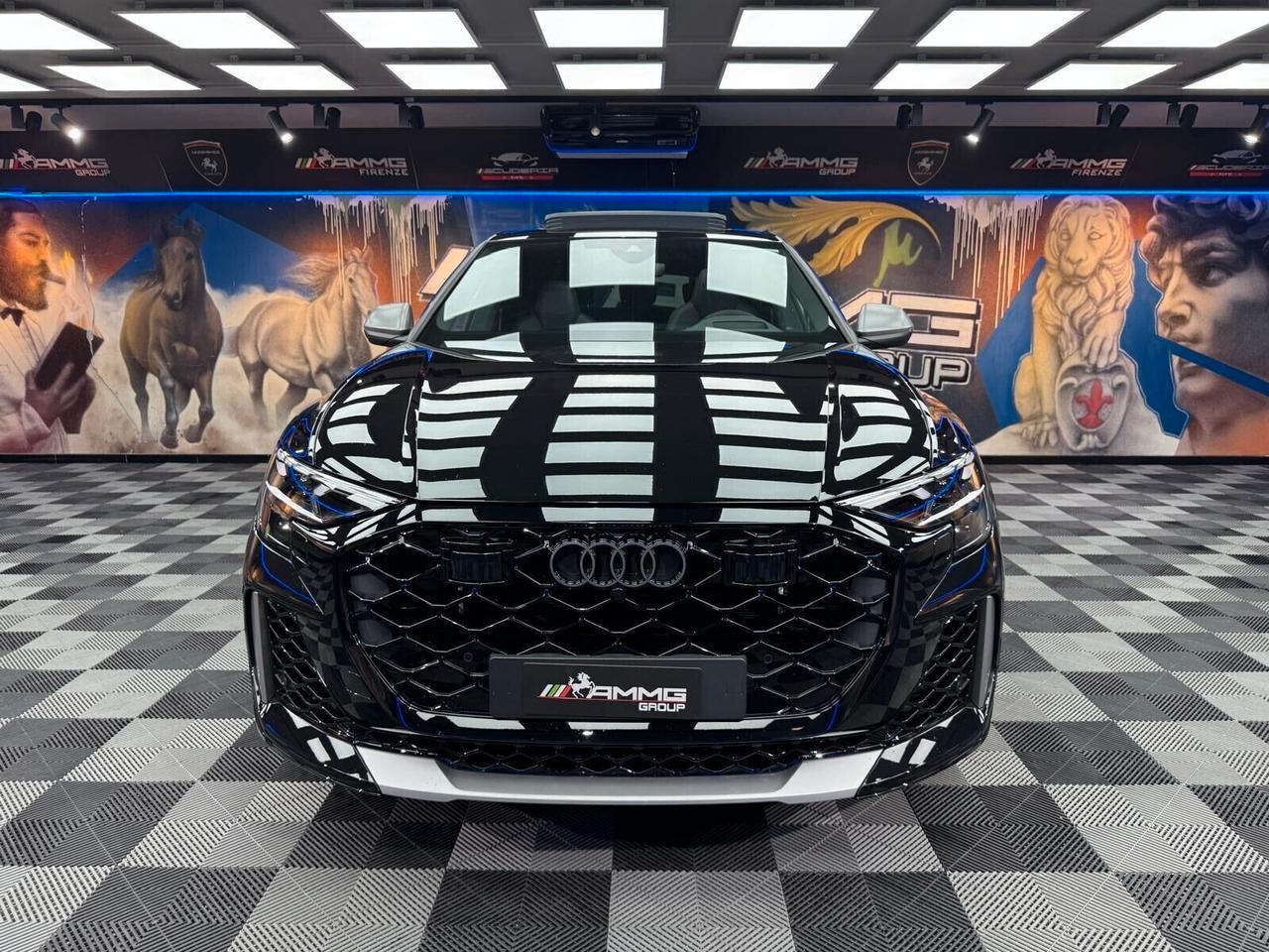 Audi Q8 RS TFSI V8 quattro tiptronic Performance (570)