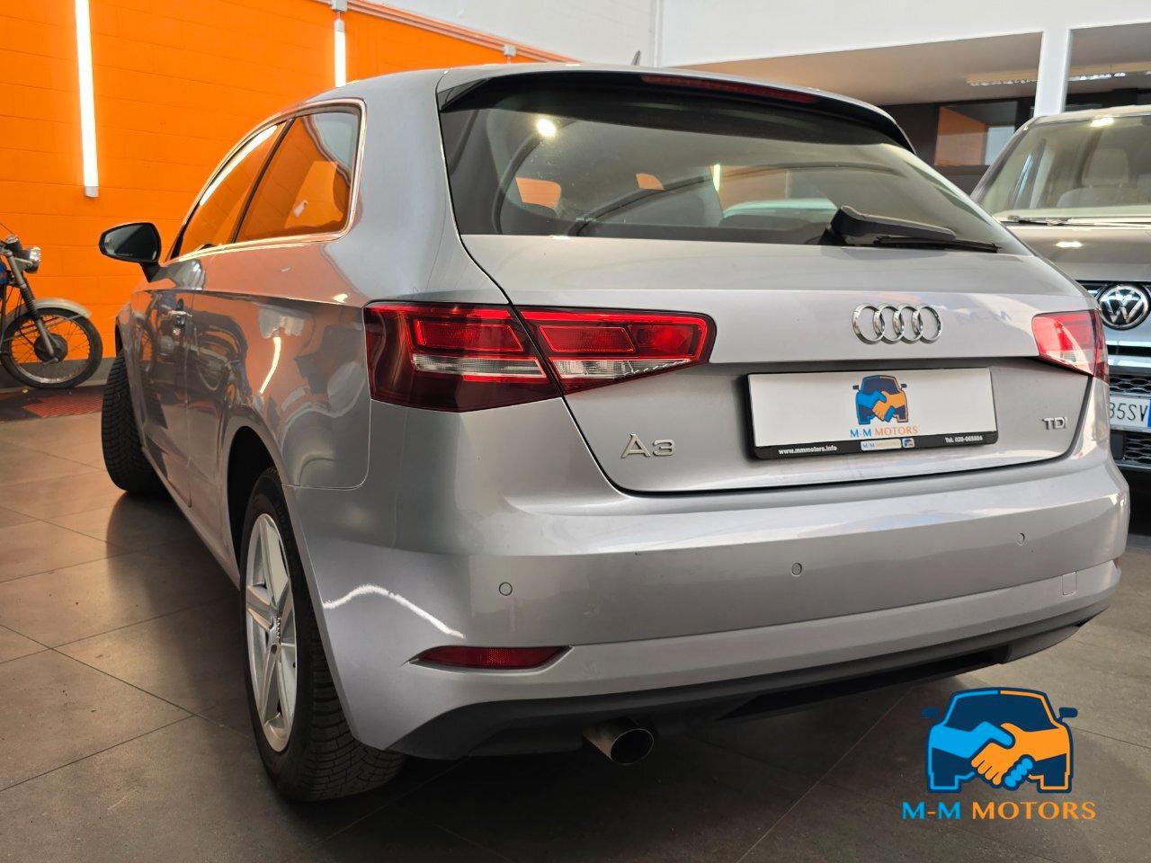 Audi A3 3 Porte A3 1.6 tdi Sport 110cv s-tronic