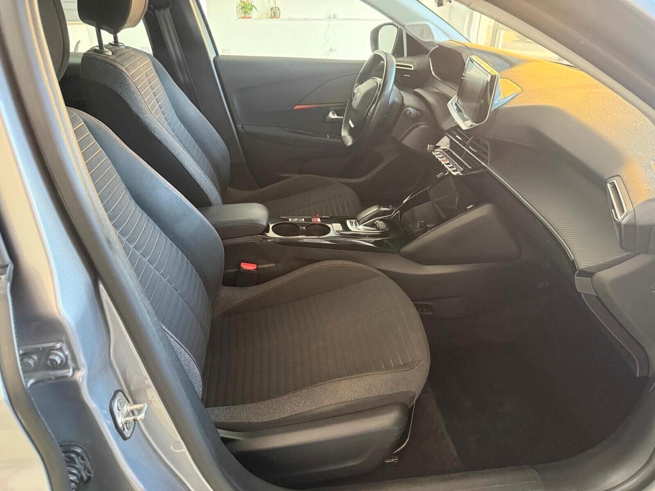 Peugeot 208 Active
