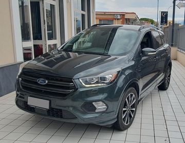Ford Kuga 2.0 TDCI 150 CV 4WD Powershift ST-Line F1