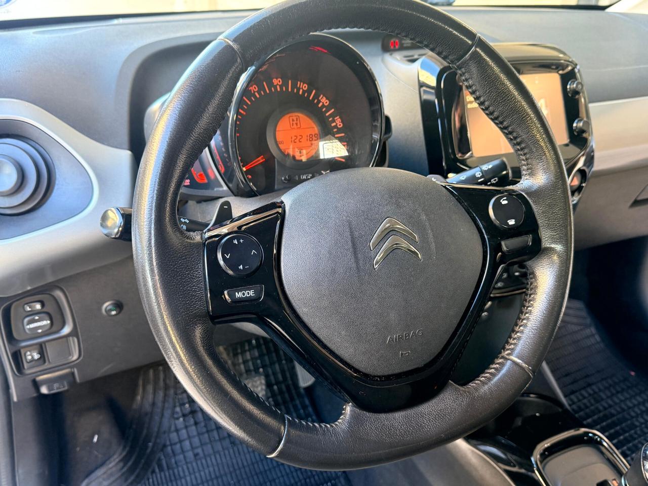 Citroen C1 VTi 68 ETG 5 porte Shine