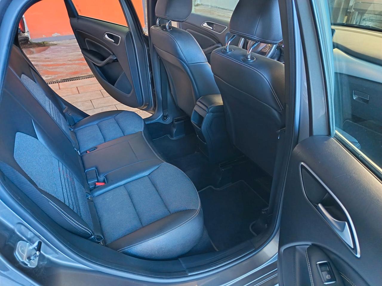 MERCEDES CLASSE B 2016 180 CDI PREMIUM AUTOMATICA 7G – EURO 6 – UNICO PROPRIETARIO – GARANZIA 12 MESI