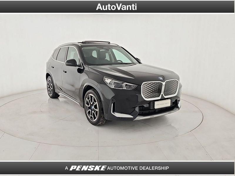 BMW X1 iX1 edrive 20 X-Line