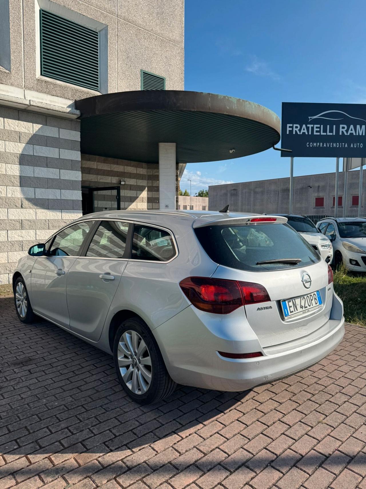 Opel Astra 1.7 CDTI 125CV Sports Tourer Cosmo