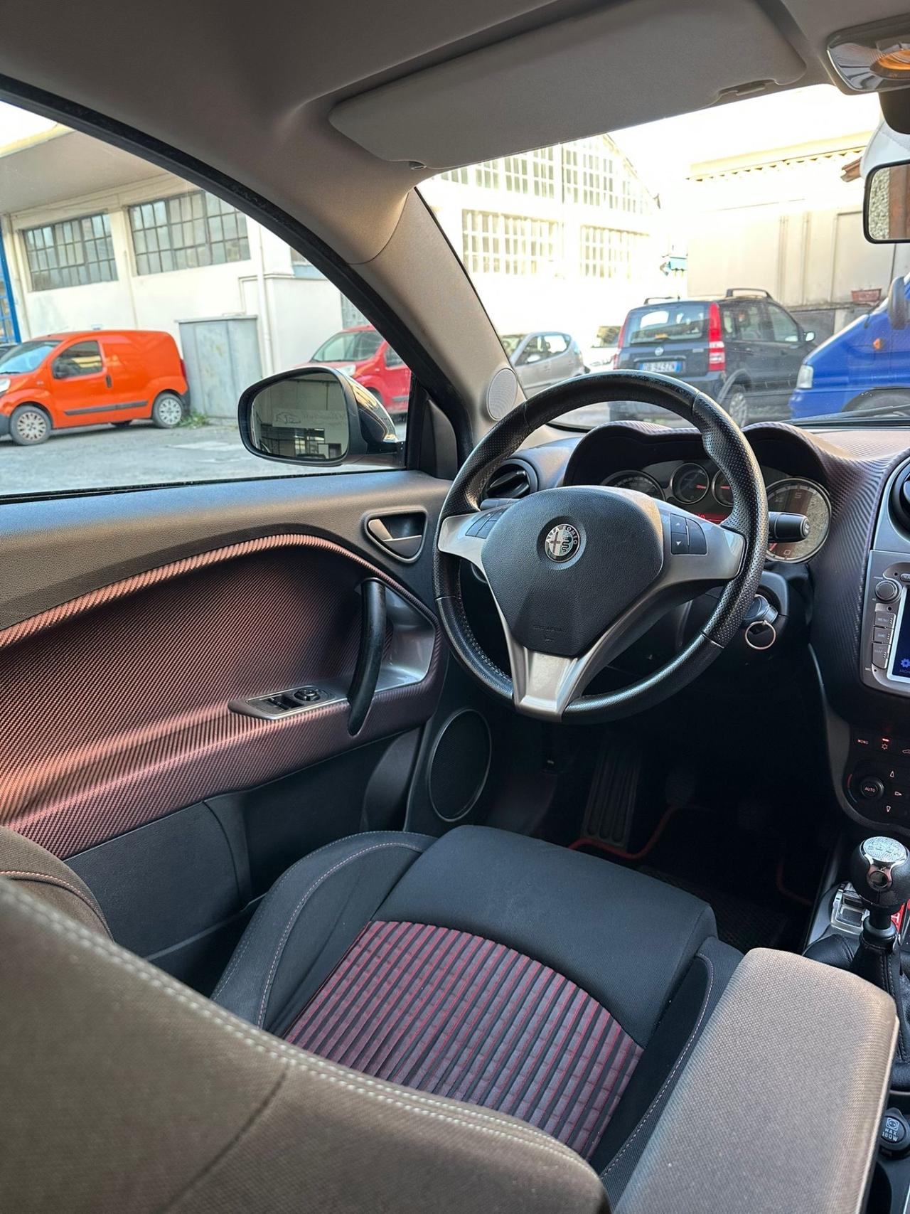 Alfa Romeo MiTo 1.4 M.air Distinctive Premium Pack