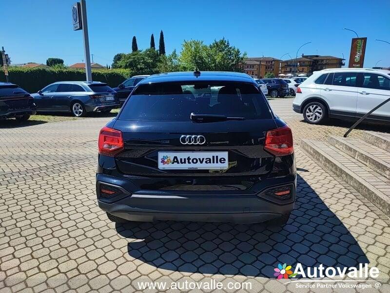 Audi Q2 35 TFSI S tronic Business