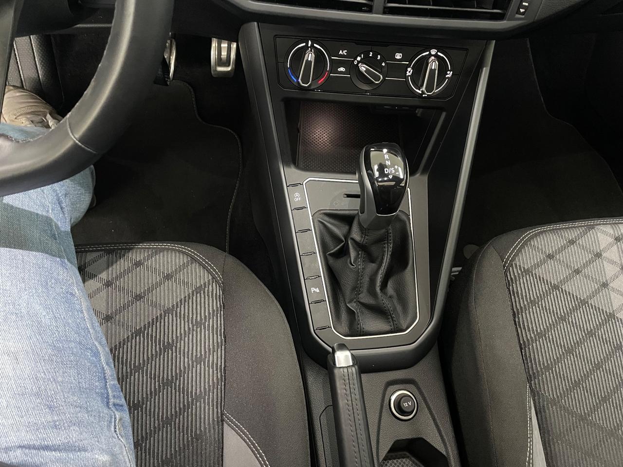 Volkswagen Taigo 1.0 TSI 115 CV DSG R-Line